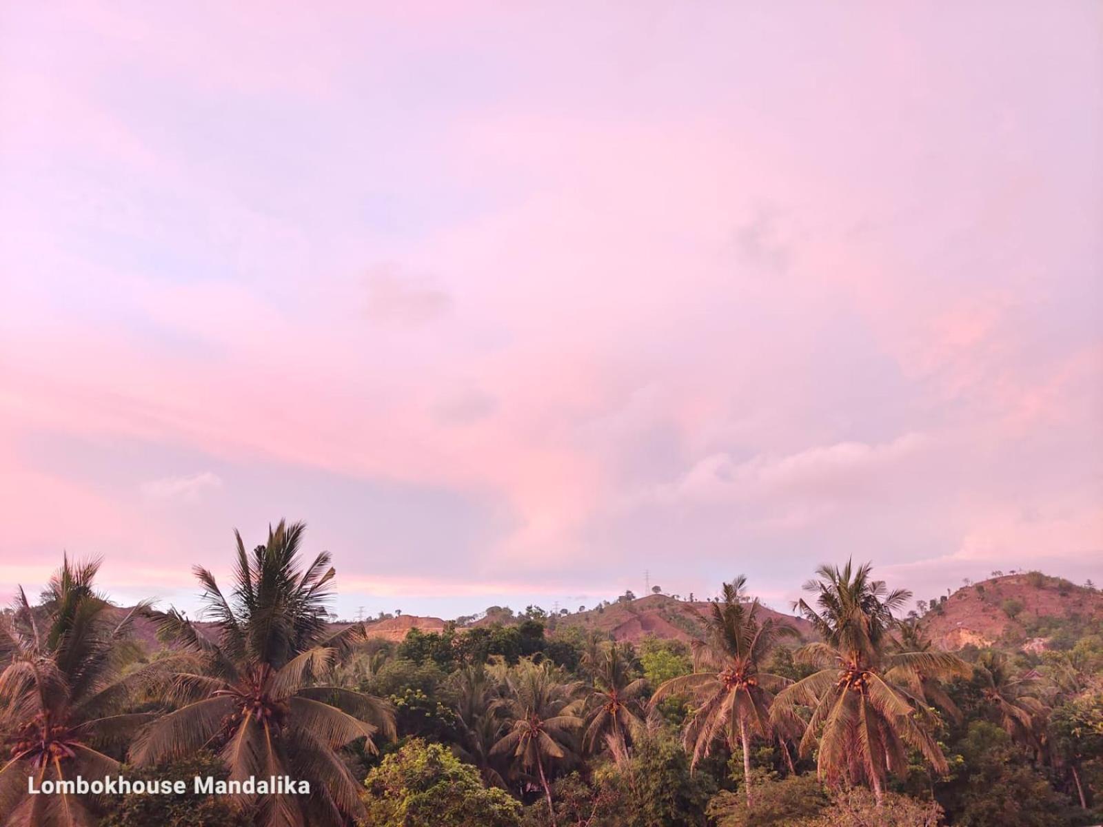 فندق Lombokhouse Mandalika Kuta  المظهر الخارجي الصورة