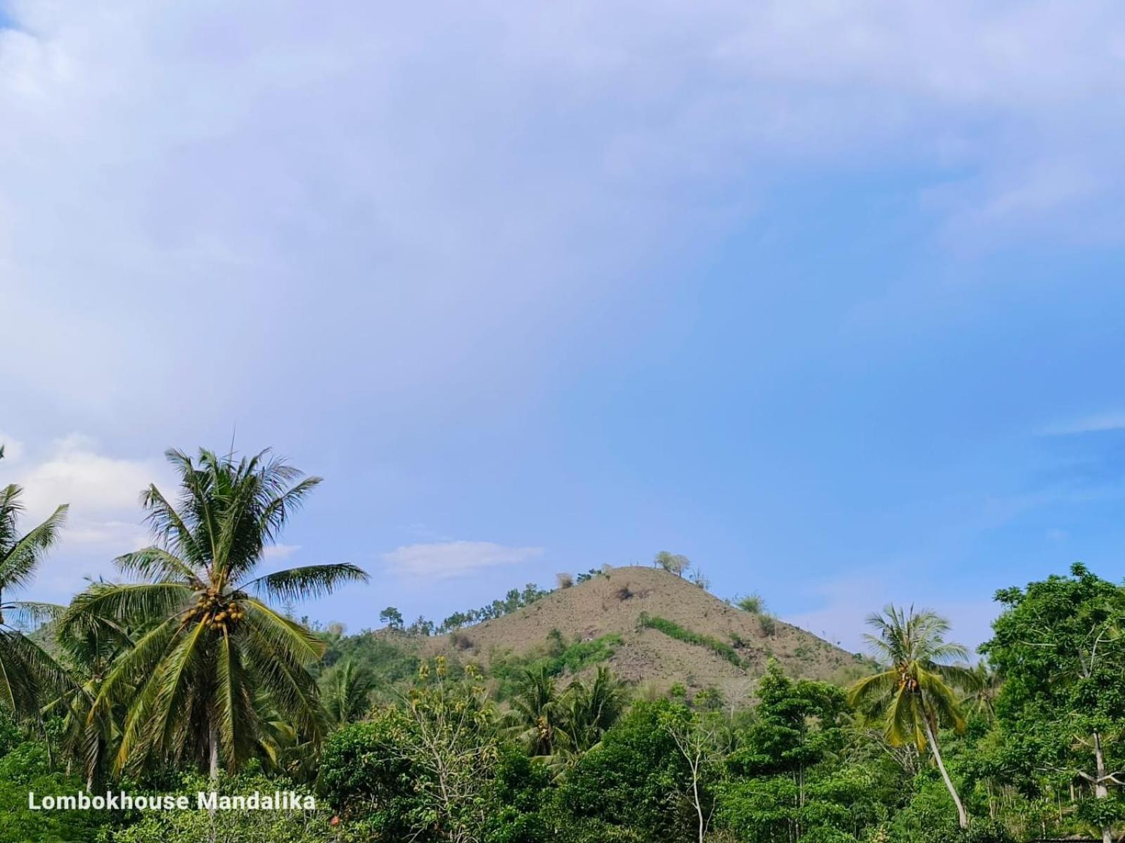 فندق Lombokhouse Mandalika Kuta  المظهر الخارجي الصورة