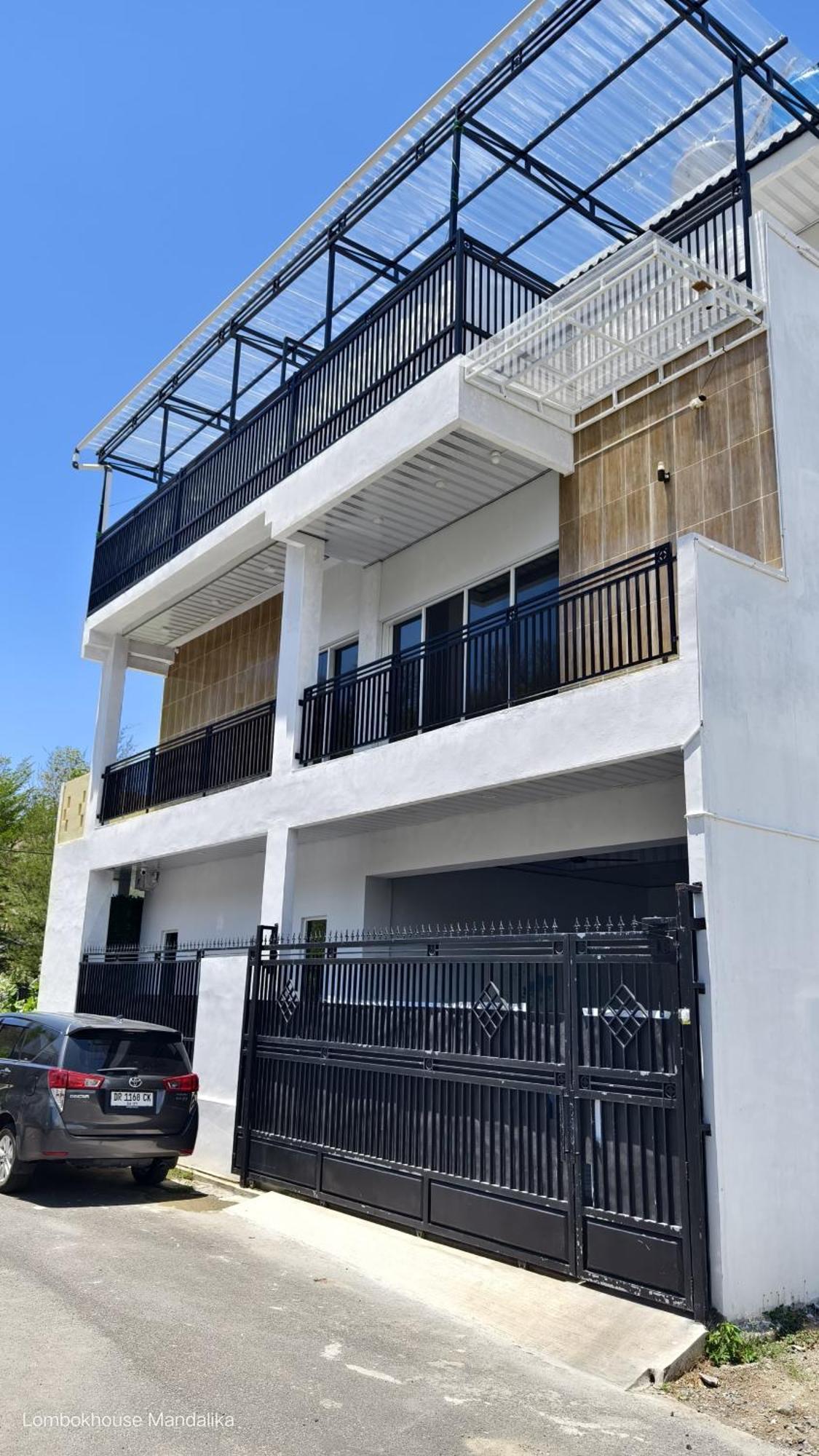 فندق Lombokhouse Mandalika Kuta  المظهر الخارجي الصورة
